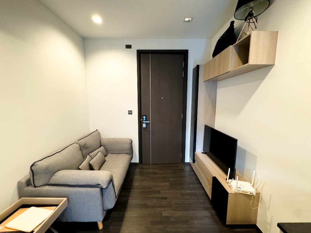 เดอะไลน์ อโศก รัชดา 1 ห้องนอน  1 ห้องน้ำ 28 ตรม. ชั้นสูง