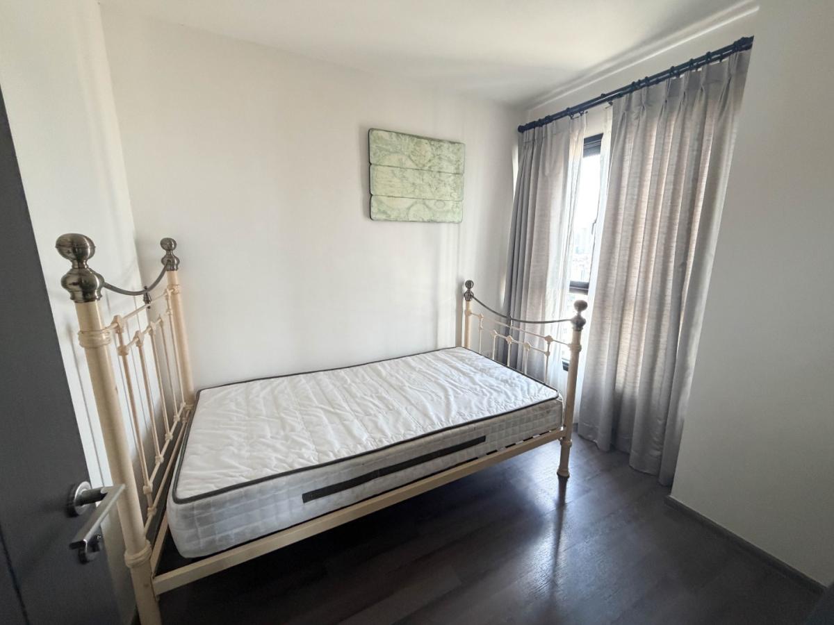 เดอะเบส พาร์คเวส 2 ห้องนอน ห้องมุม สวย