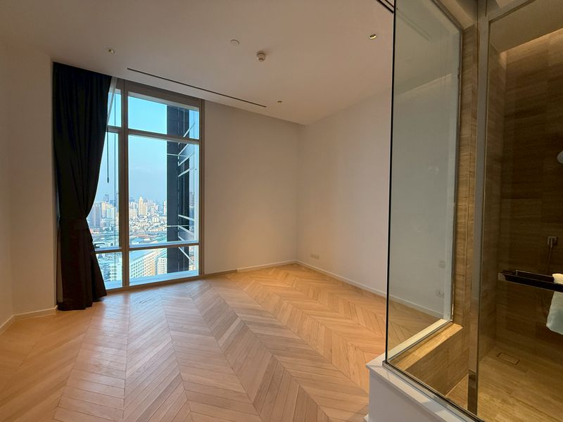 Four Seasons Private Residences 2 bedrooms