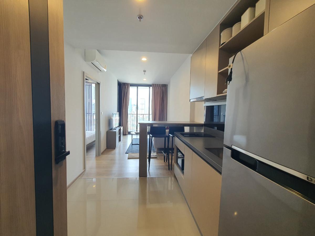 Oka Haus สุขุมวิท 36 1 ห้องนอน ห้องใหม่