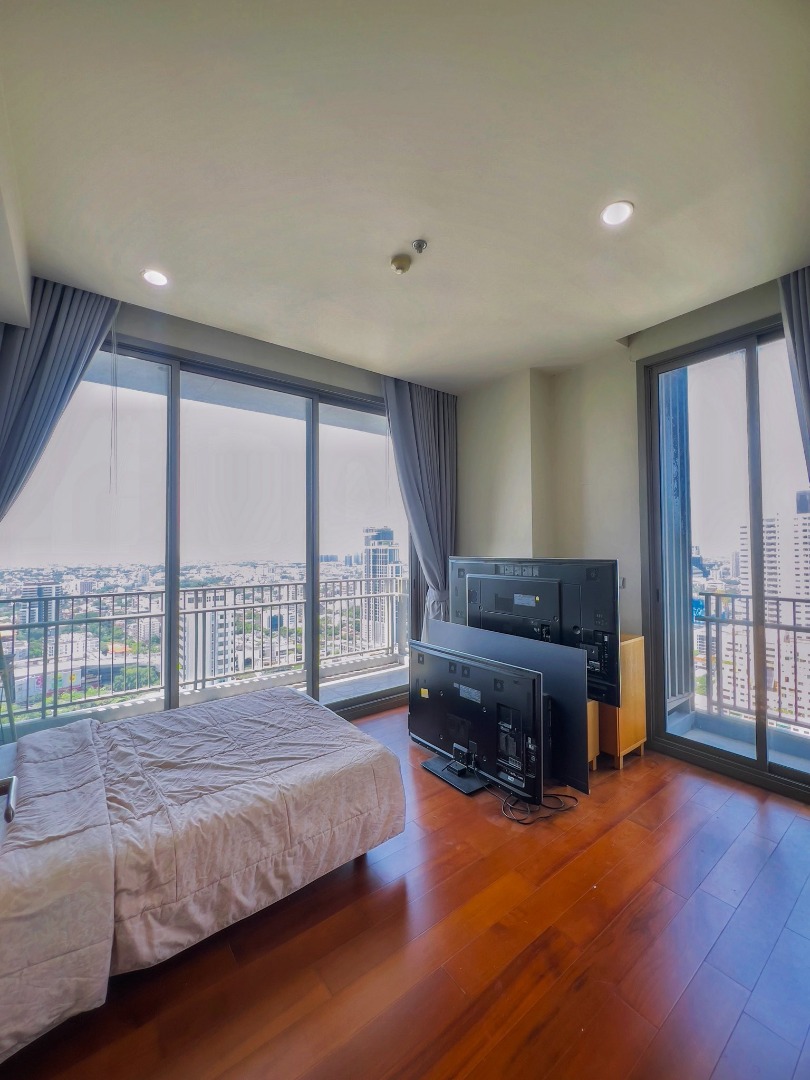 Quattro by Sansiri (ควอทโทร บาย แสนสิริ)