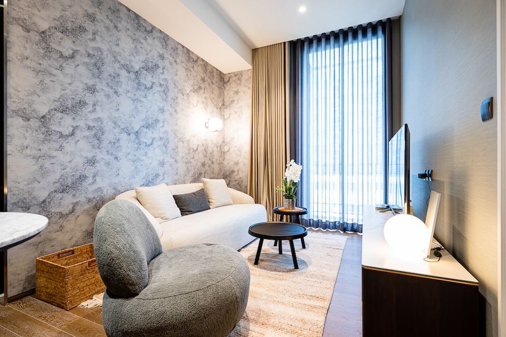 MUNIQ Langsuan (มิวนีค หลังสวน)