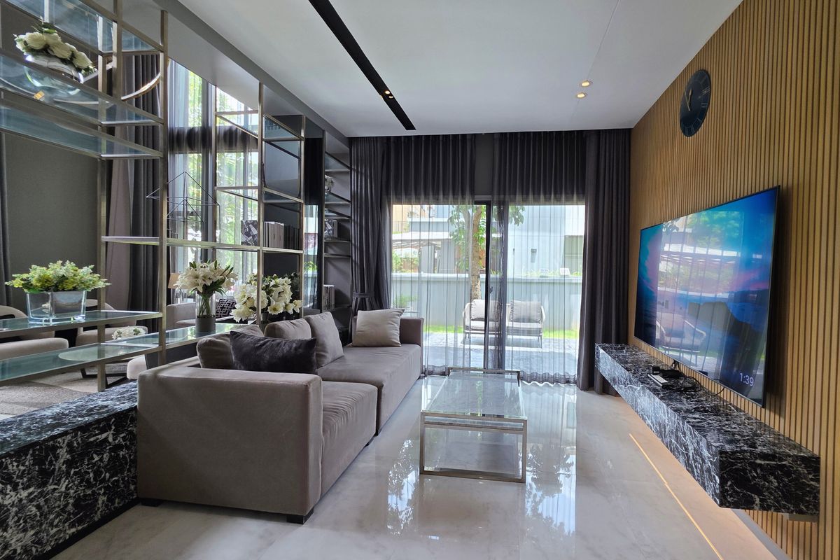 Grand Bangkok Boulevard พระราม 9