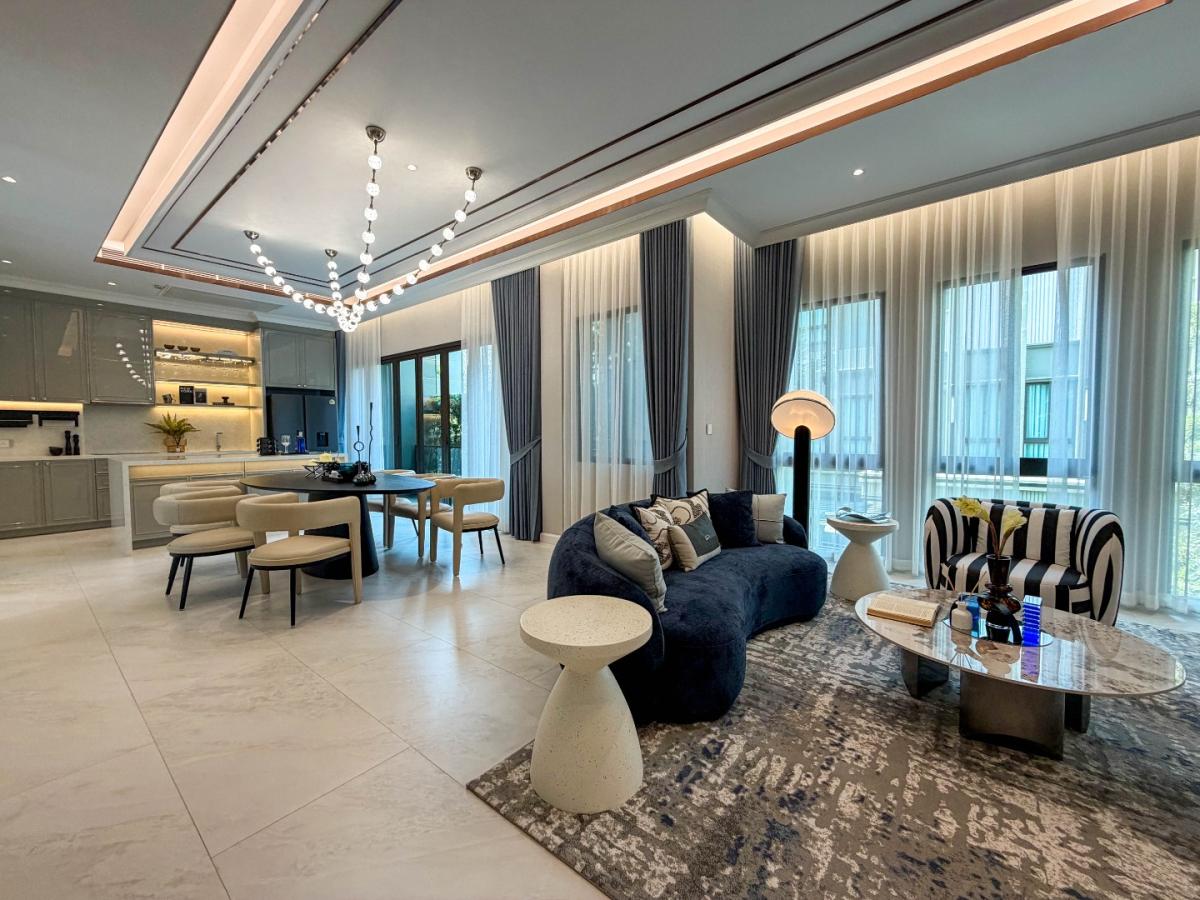 Lavista Ekkamai 10 3 ห้องนอน 4 ห้องน้ำ ครัวฝรั่ง ครัวไทย ห้องเมท