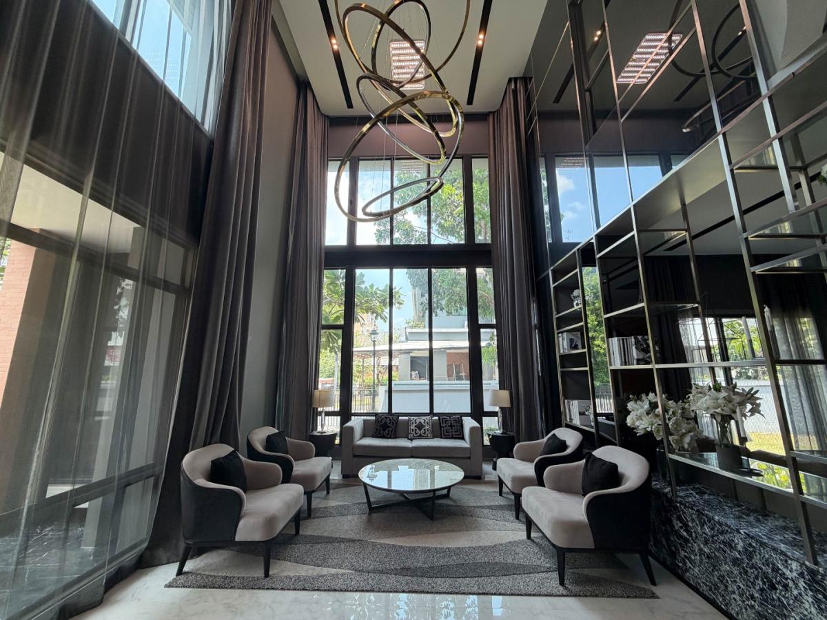 Grand Bangkok Boulevard พระราม 9
