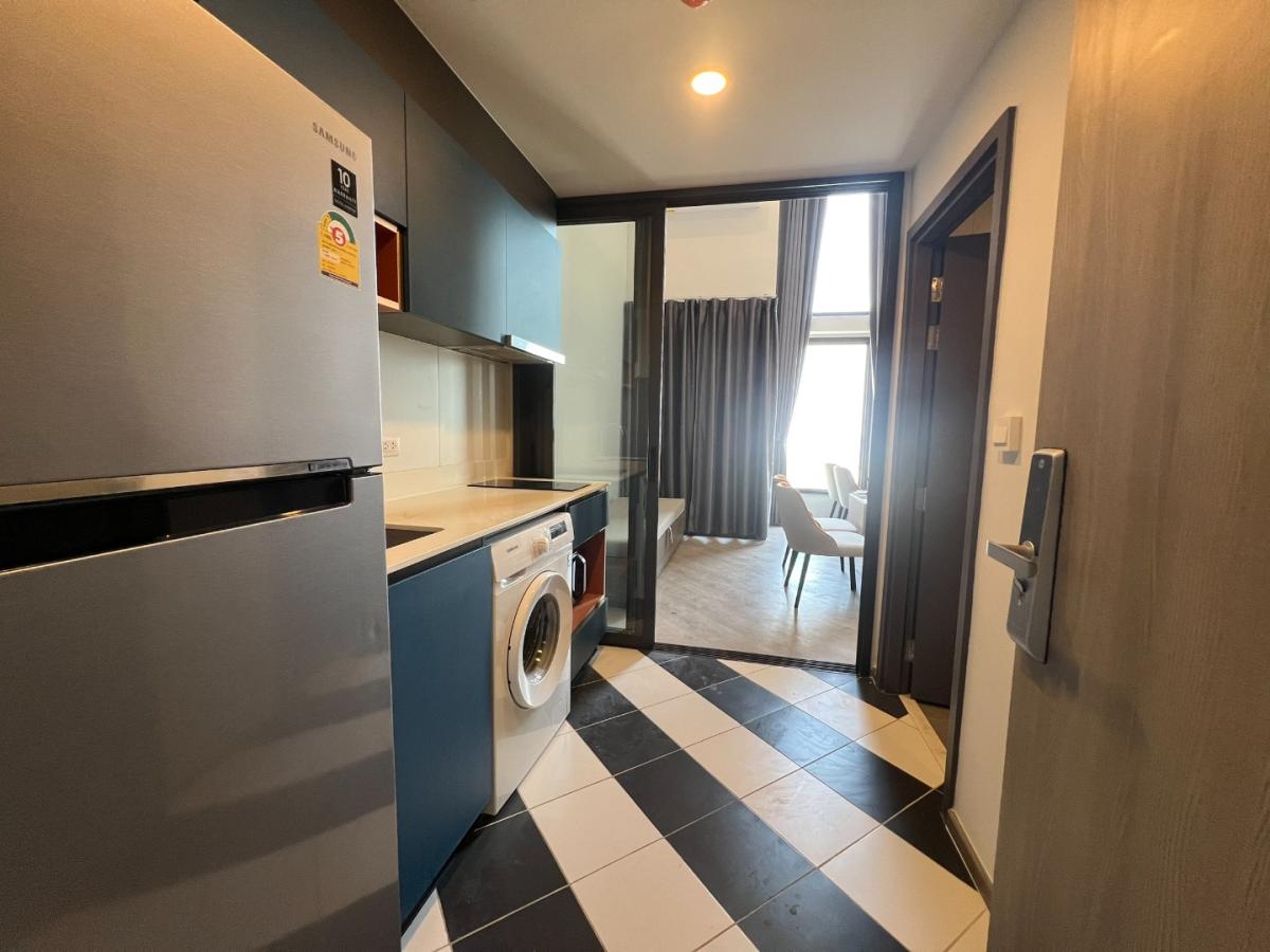 The Base สะพานใหม่ 1 ห้องนอน Duplex