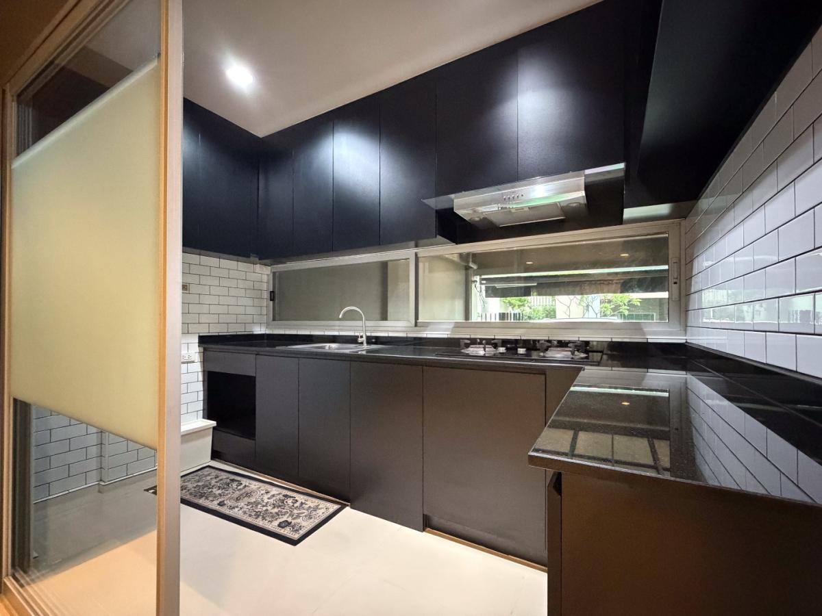 Noble Cube Townhome 3 ชั้น พร้อมเข้าอยู่
