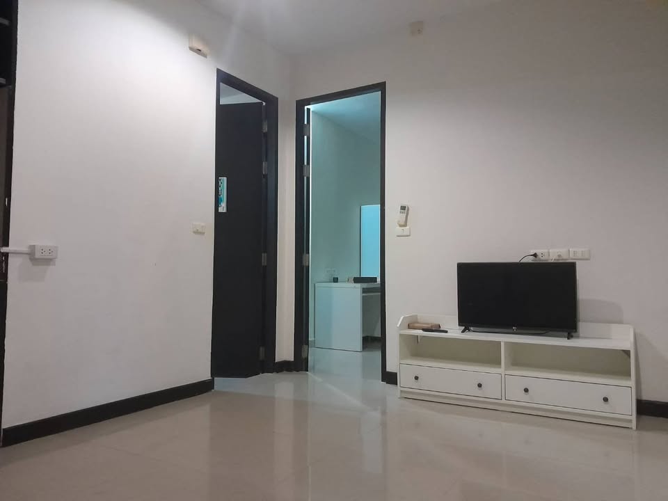 บ้านกลางกรุง สยาม - ปทุมวัน (Baan Klang Krung Siam - Pathumwan)