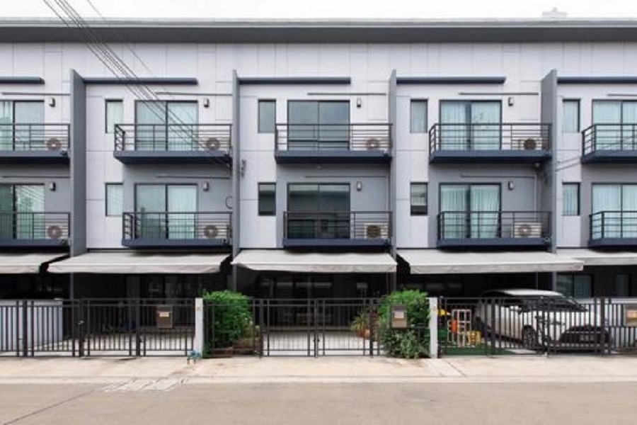 บ้านกลางเมือง-พระราม-9