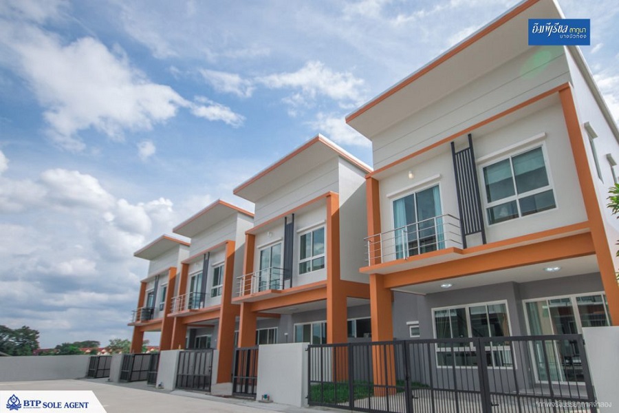 อิมพีเรียล-ลากูน่า